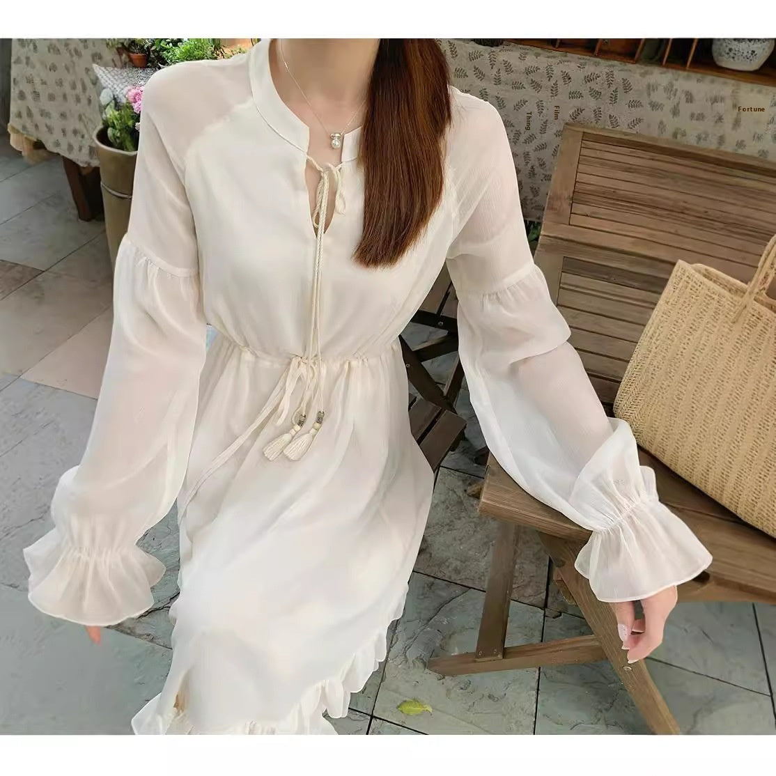 Small White Dress Women's Clothing French Waist-tight